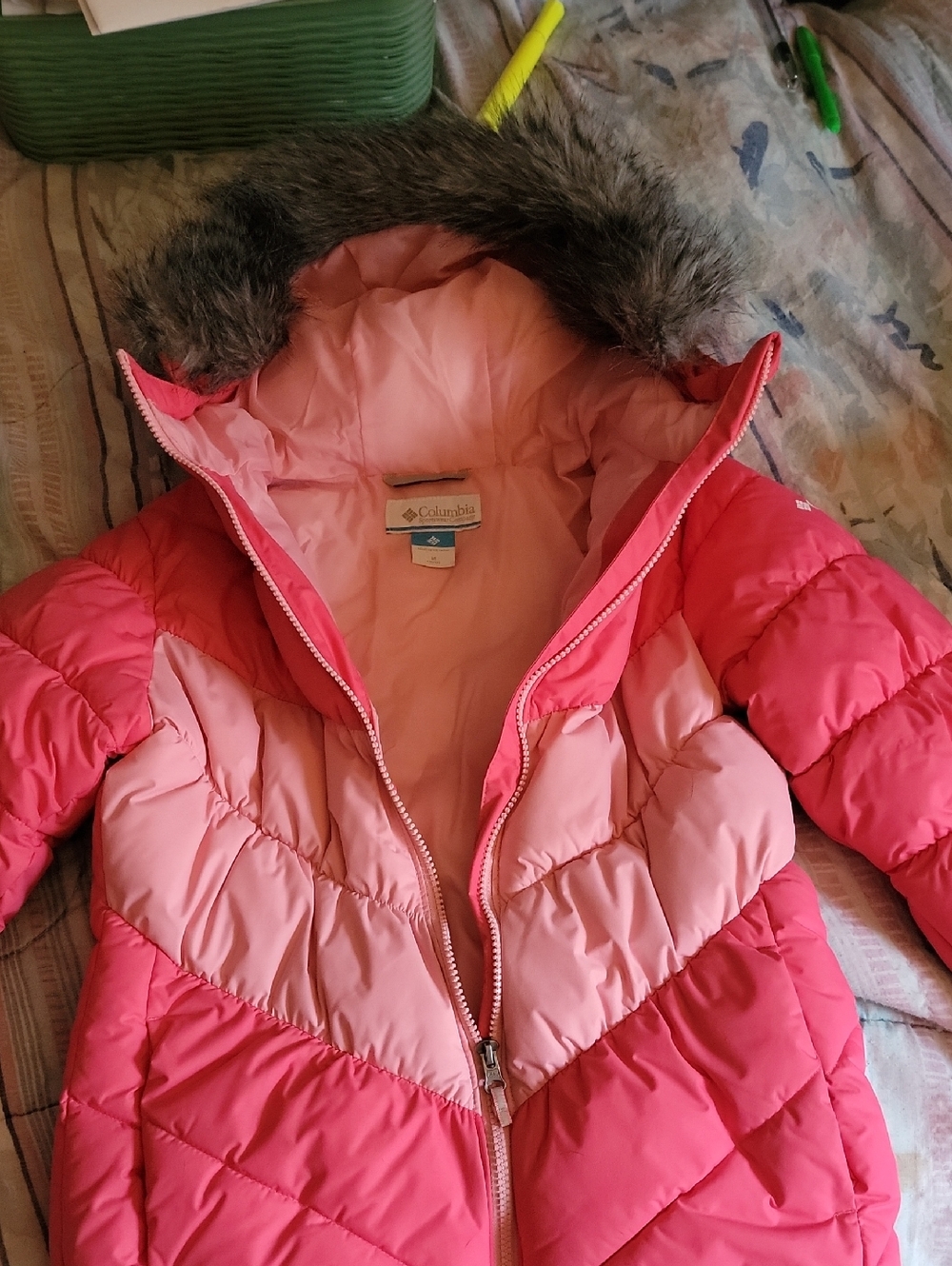 Columbia Girls Pink Two-Tone Faux Fur Trim Hooded Puffer Jacket